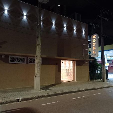 Piemont Hotel クリチバ エクステリア 写真